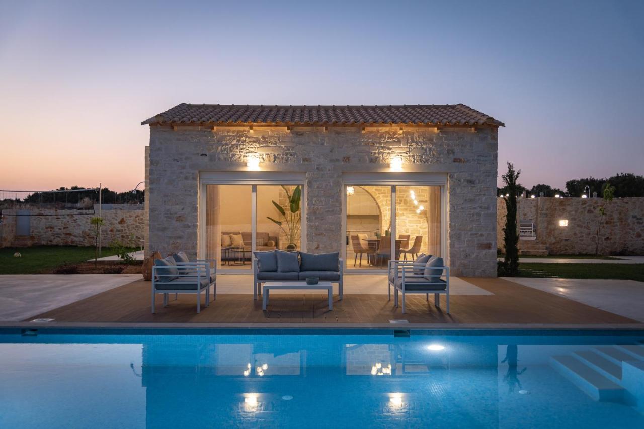 Evaero Villas I, Ii, Iii, IV - An Ever-So Inviting Escape, By Thinkvilla Sfáka エクステリア 写真