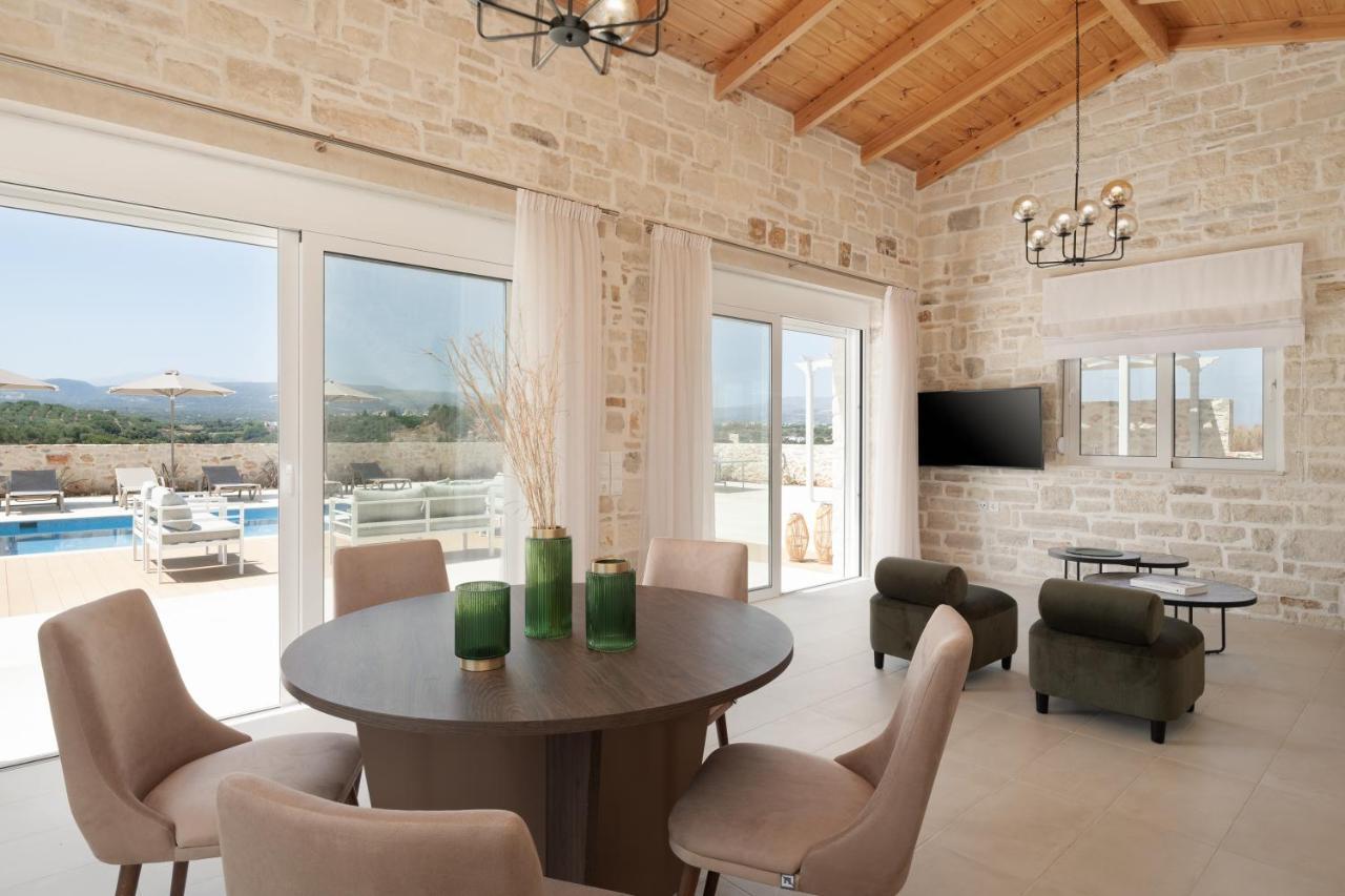 Evaero Villas I, Ii, Iii, IV - An Ever-So Inviting Escape, By Thinkvilla Sfáka エクステリア 写真