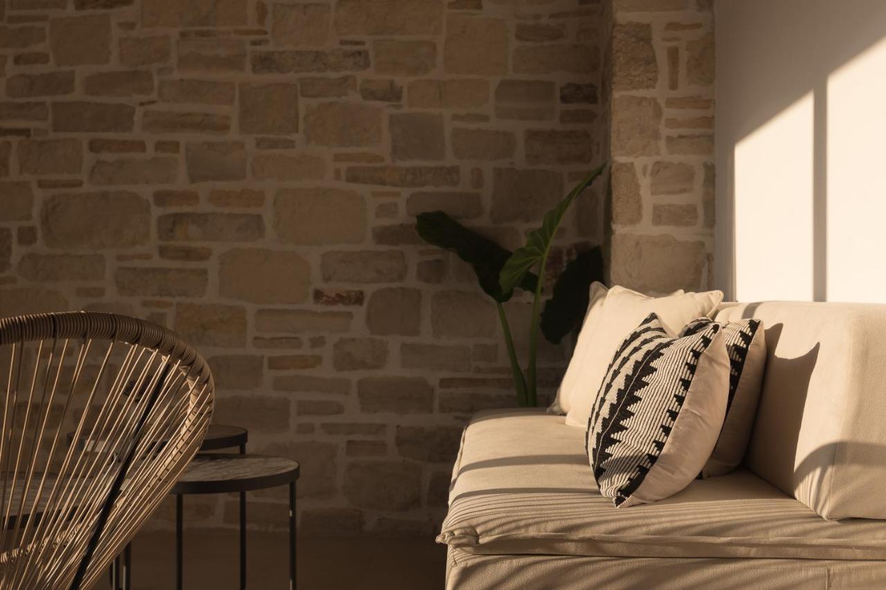 Evaero Villas I, Ii, Iii, IV - An Ever-So Inviting Escape, By Thinkvilla Sfáka エクステリア 写真