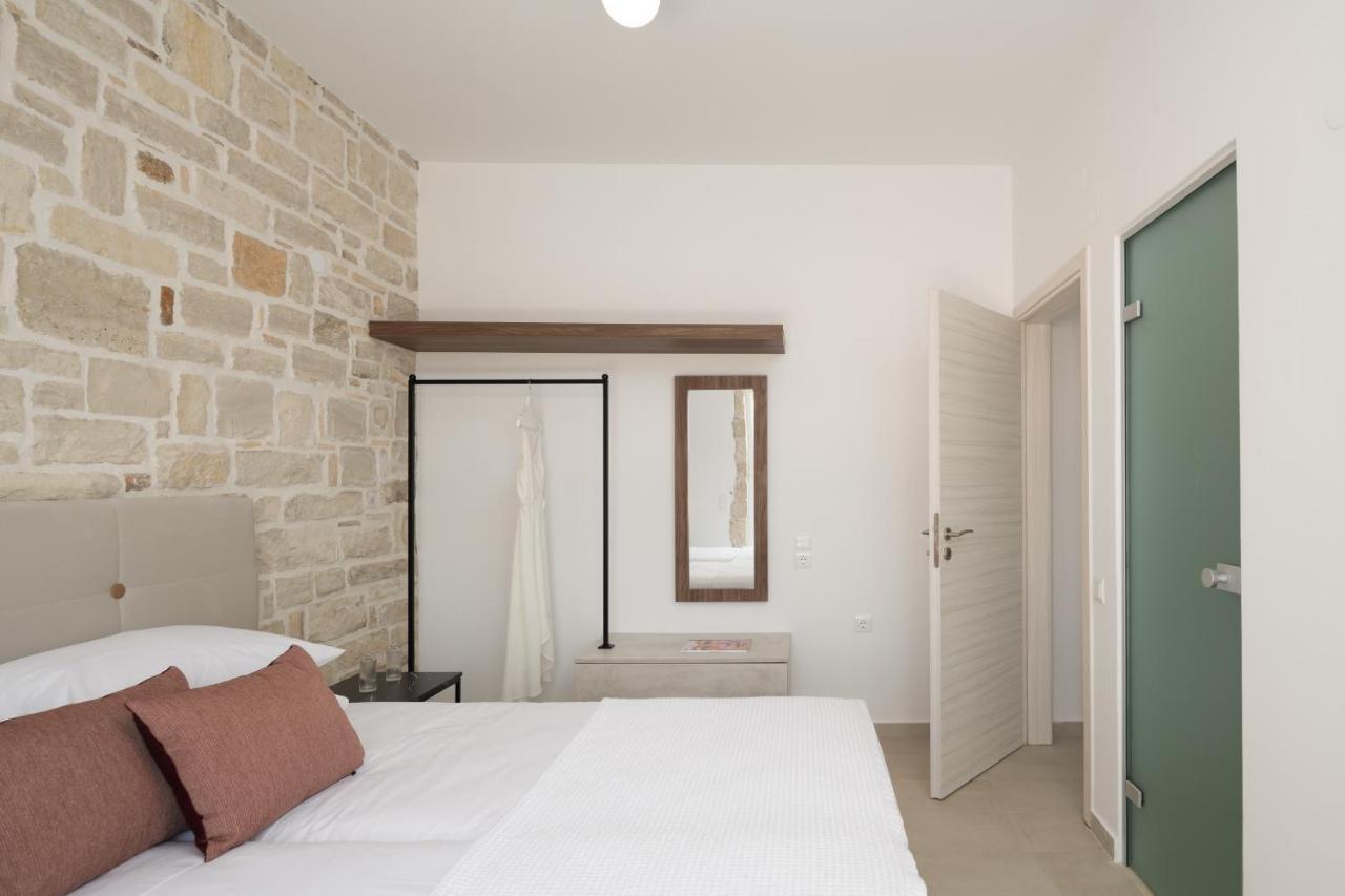 Evaero Villas I, Ii, Iii, IV - An Ever-So Inviting Escape, By Thinkvilla Sfáka エクステリア 写真