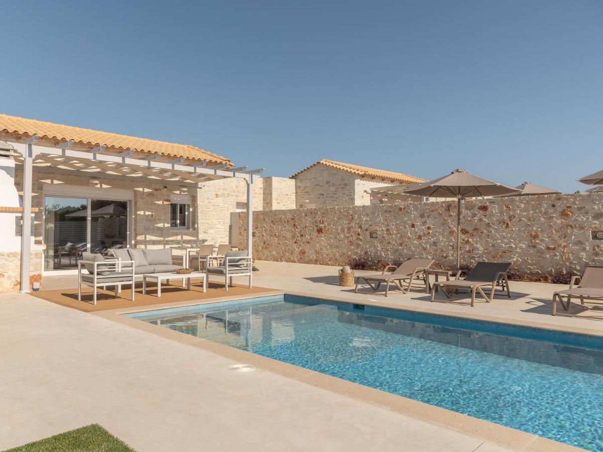 Evaero Villas I, Ii, Iii, IV - An Ever-So Inviting Escape, By Thinkvilla Sfáka エクステリア 写真