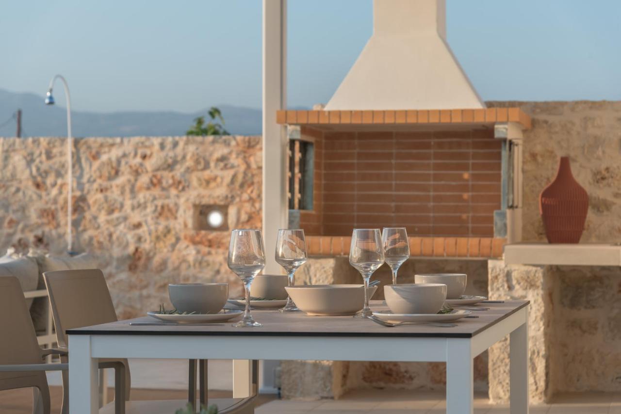 Evaero Villas I, Ii, Iii, IV - An Ever-So Inviting Escape, By Thinkvilla Sfáka エクステリア 写真