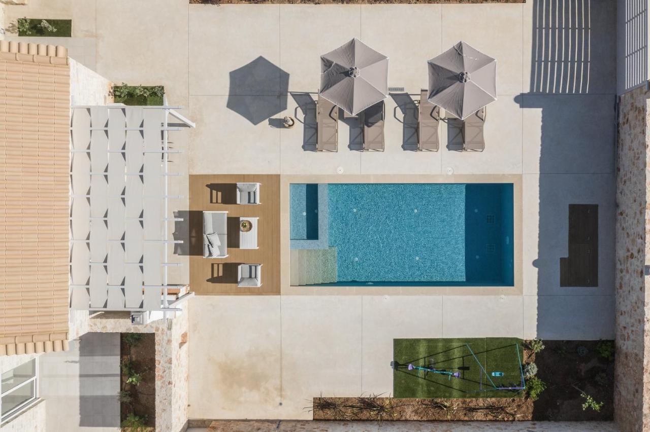 Evaero Villas I, Ii, Iii, IV - An Ever-So Inviting Escape, By Thinkvilla Sfáka エクステリア 写真